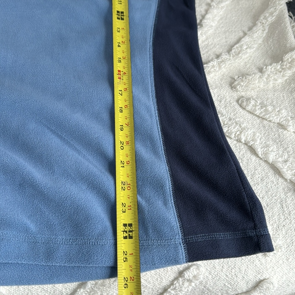 Columbia Light Weight Color Block Fleece XXL. NWT - Picture 8 of 9